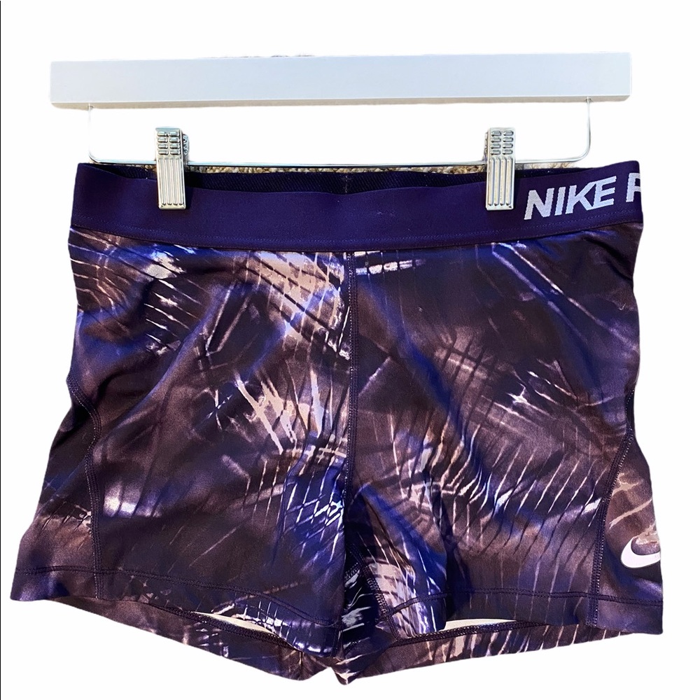 Nike PRO 3” shorts